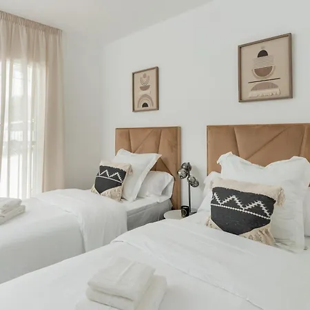 Paraiso Penthouse Unique Sea View To Gibraltar アパート